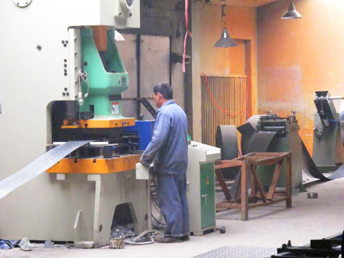 貨賀生產(chǎn)設(shè)備 (3)